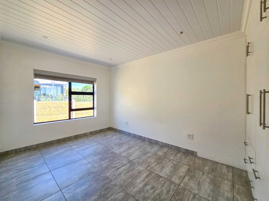 3 Bedroom Property for Sale in Stilbaai Wes Western Cape